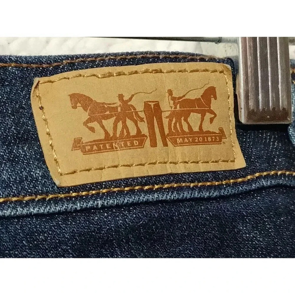 Levi Strauss 505 Jeans Women's Size 12 Regular M 30x31 Straight Leg Dark Wash - Picture 5 of 10